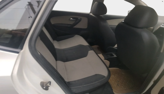 2013 Volkswagen Polo GT TSI AT, Petrol, Automatic, 1,25,821 km, interior