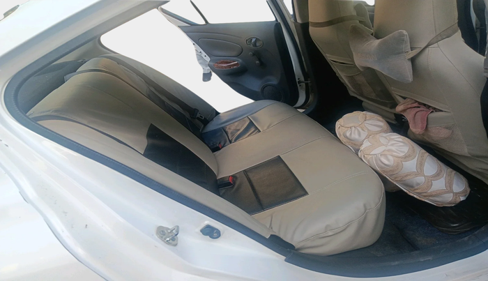 2013 Nissan Sunny XE, Petrol, Manual, 31,590 km, interior