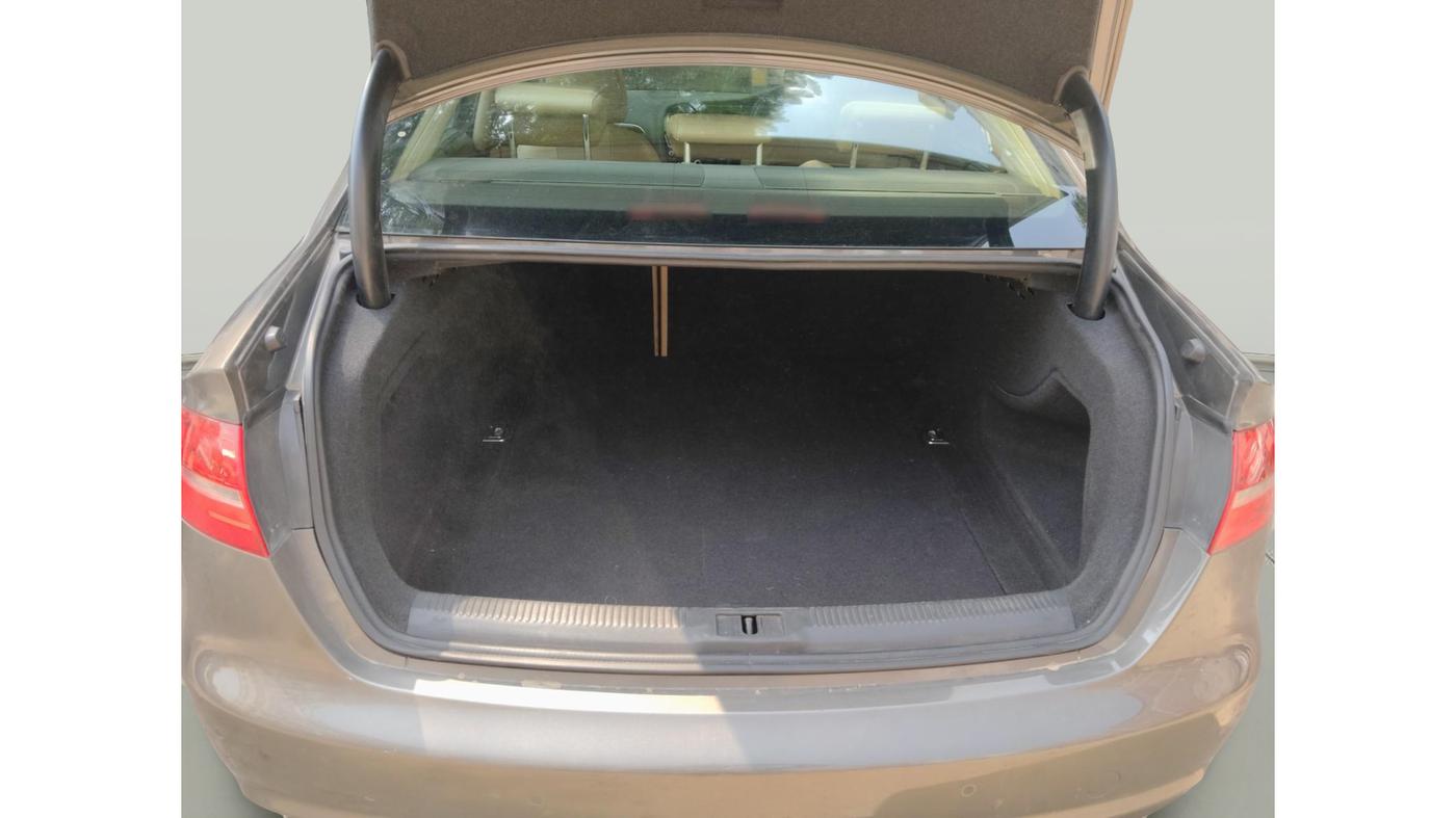 2014 Audi A4 1.8 TFSI PREMIUM, Petrol, Automatic, 48,089 km, exterior