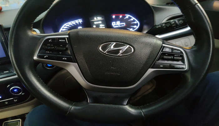 2022 Hyundai Verna SX 1.5 VTVT, Petrol, Manual, 54,818 km, interior