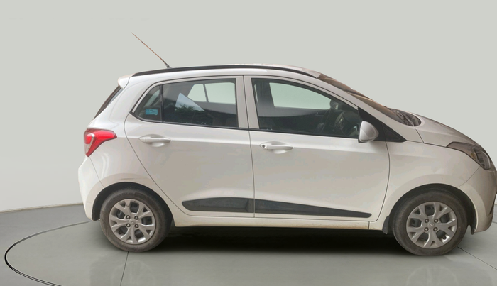 2016 Hyundai Grand i10 SPORTZ 1.2 KAPPA VTVT, Petrol, Manual, 1,06,846 km, exterior