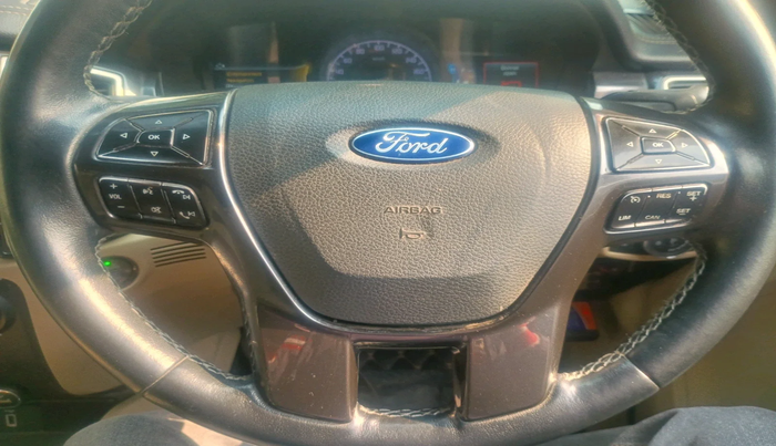 2019 Ford Endeavour TITANIUM PLUS 3.2 4X4 AT SUNROOF, Diesel, Automatic, 73,092 km, interior