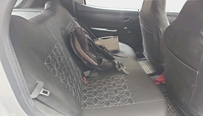 2024 Renault Kwid RXL(O) 1.0L, Petrol, Manual, 4,683 km, interior