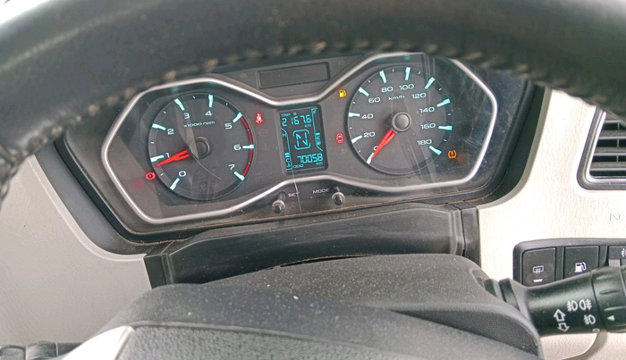 2021 Mahindra Scorpio S11 2WD, Diesel, Manual, 70,058 km, interior
