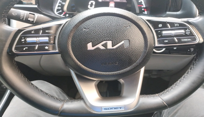 2022 KIA SONET HTX 1.0 IMT, Petrol, Manual, 37,988 km, interior