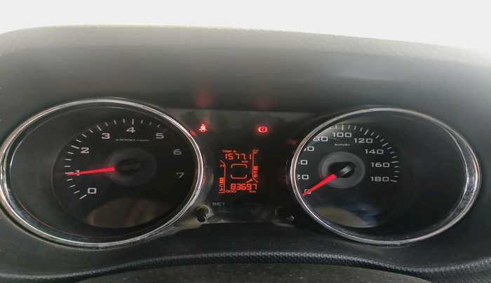 2016 Mahindra TUV300 T8, Diesel, Manual, 83,697 km, interior