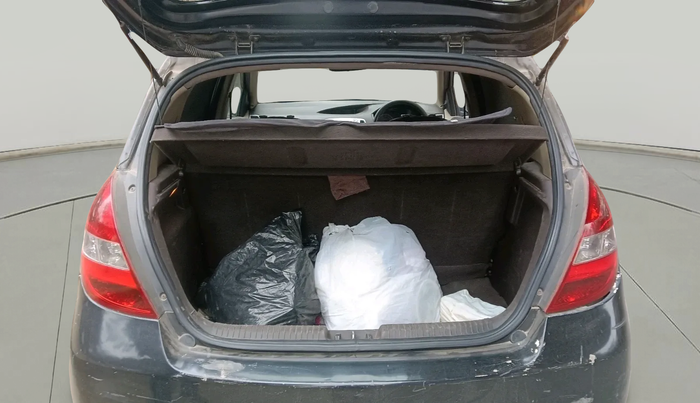 2011 Hyundai i20 MAGNA 1.2, Petrol, Manual, 93,526 km, exterior