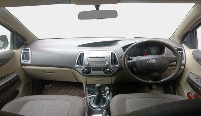 2011 Hyundai i20 MAGNA 1.2, Petrol, Manual, 93,526 km, interior