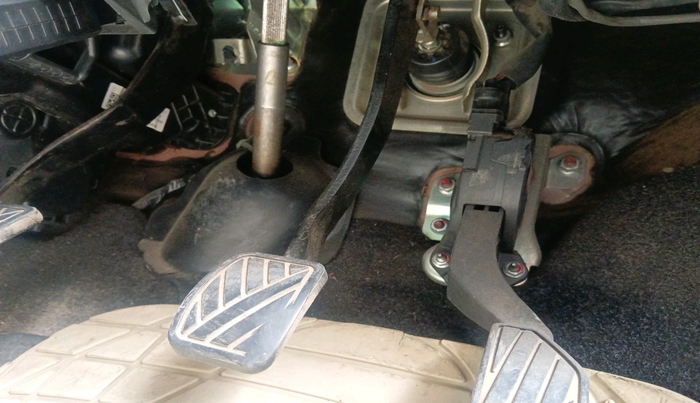 2011 Maruti Ritz LXI, Petrol, Manual, 1,12,142 km, interior