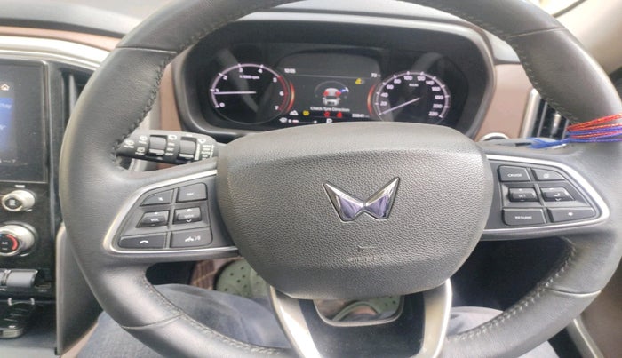 2023 Mahindra SCORPIO-N Z8 DIESEL AT 4WD 7 STR, Diesel, Automatic, 33,841 km, interior