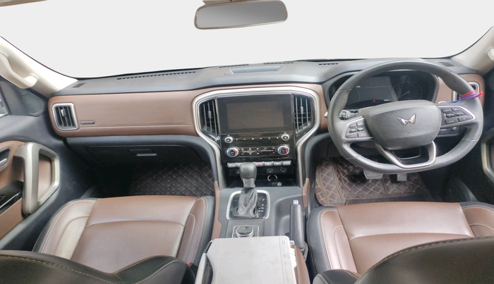 2023 Mahindra SCORPIO-N Z8 DIESEL AT 4WD 7 STR, Diesel, Automatic, 33,841 km, interior