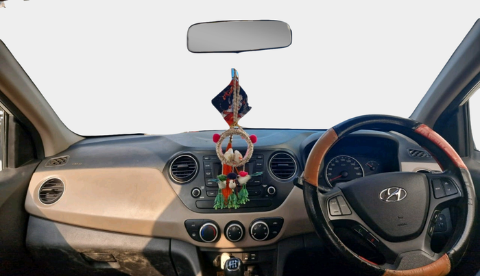 2016 Hyundai Grand i10 SPORTZ 1.2 KAPPA VTVT, Petrol, Manual, 46,817 km, interior