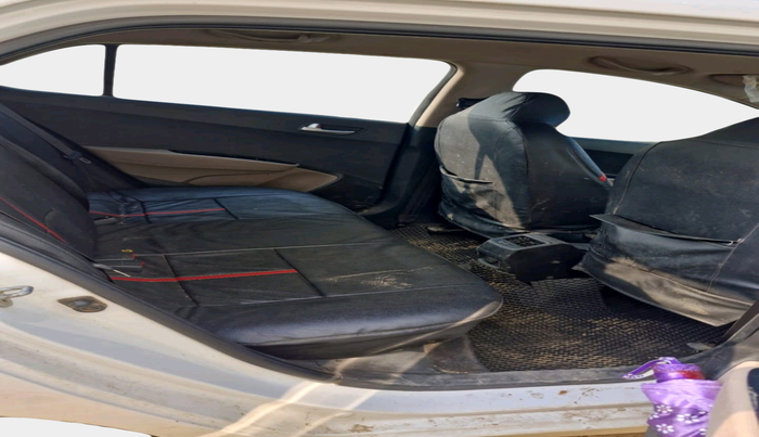 2016 Hyundai Grand i10 SPORTZ 1.2 KAPPA VTVT, Petrol, Manual, 46,817 km, interior