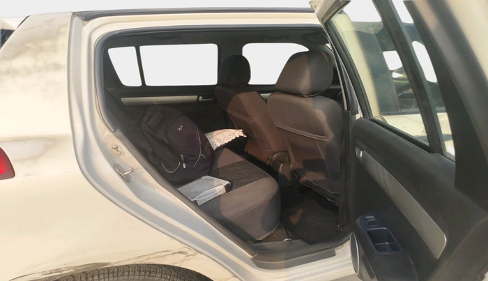 2011 Maruti Swift VXI, Petrol, Manual, 33,170 km, interior