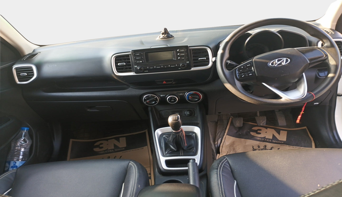 2020 Hyundai VENUE S 1.2, Petrol, Manual, 49,759 km, interior