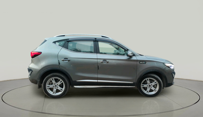 2024 MG ZS EV Essence, Electric, Automatic, 18,837 km, exterior