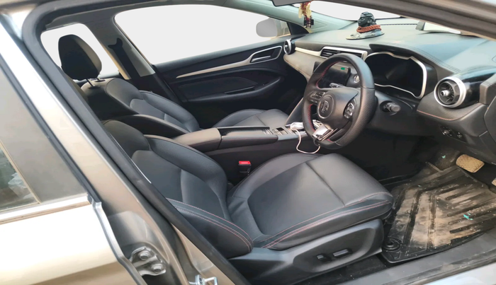 2024 MG ZS EV Essence, Electric, Automatic, 18,837 km, interior