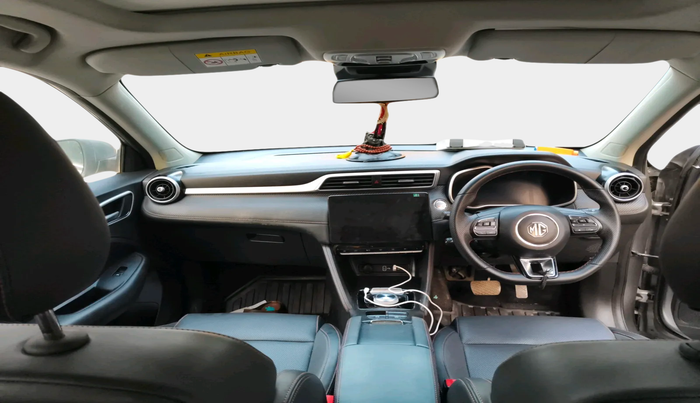 2024 MG ZS EV Essence, Electric, Automatic, 18,837 km, interior