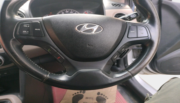 2015 Hyundai Grand i10 ASTA 1.2 KAPPA VTVT, Petrol, Manual, 90,676 km, interior