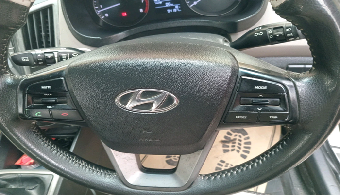 2015 Hyundai Creta SX PLUS 1.6 PETROL, Petrol, Manual, 94,197 km, interior