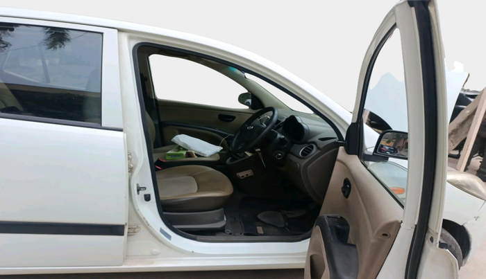 2013 Hyundai i10 ERA 1.1, Petrol, Manual, 23,214 km, interior