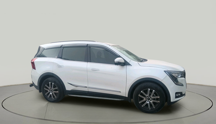 2024 Mahindra XUV700 AX 7 LUXURY P AT 7 STR, Petrol, Automatic, 5,207 km, exterior