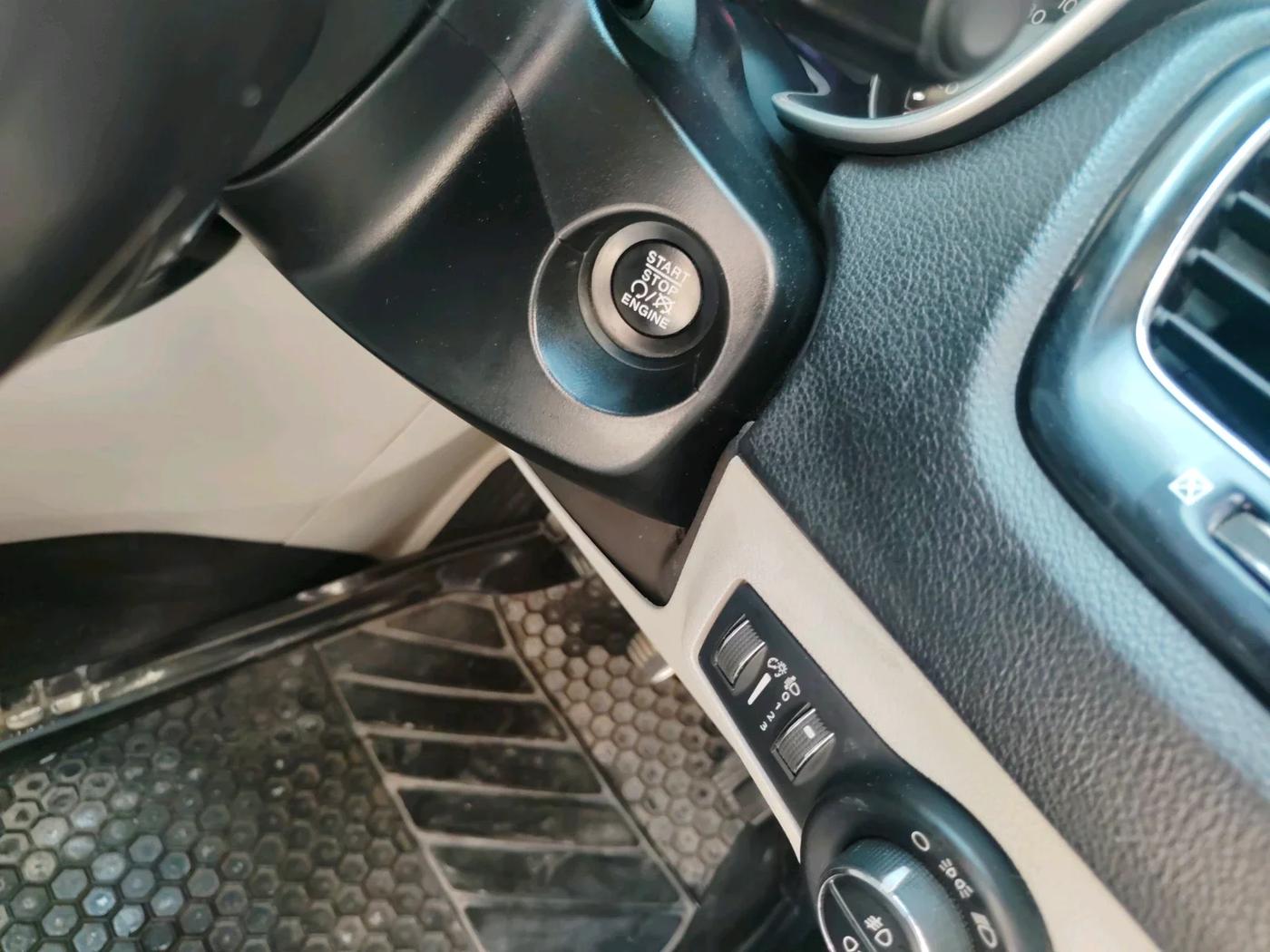 2018 Jeep Compass LIMITED PLUS DIESEL, Diesel, Manual, 85,146 km, interior