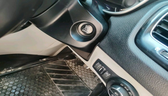 2018 Jeep Compass LIMITED PLUS DIESEL, Diesel, Manual, 85,146 km, interior