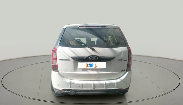 2017 Mahindra XUV500 W6 1.99, Diesel, Manual, 92,187 km, exterior