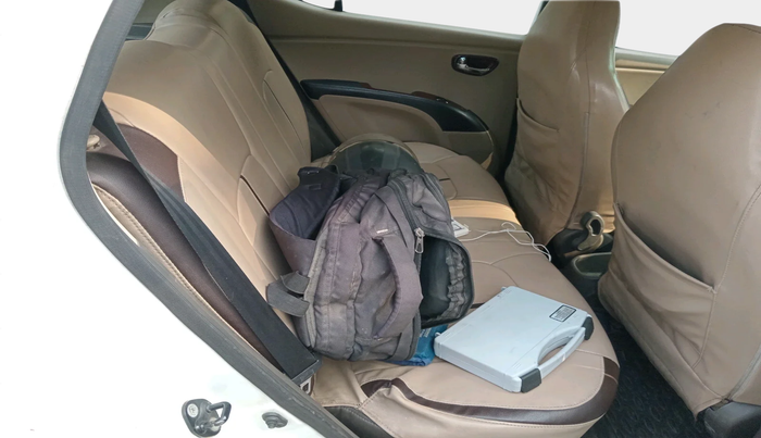 2013 Hyundai i10 MAGNA 1.2, Petrol, Manual, 71,124 km, interior