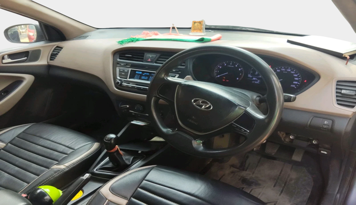 2017 Hyundai Elite i20 MAGNA EXECUTIVE 1.2, Petrol, Manual, 1,37,685 km, interior