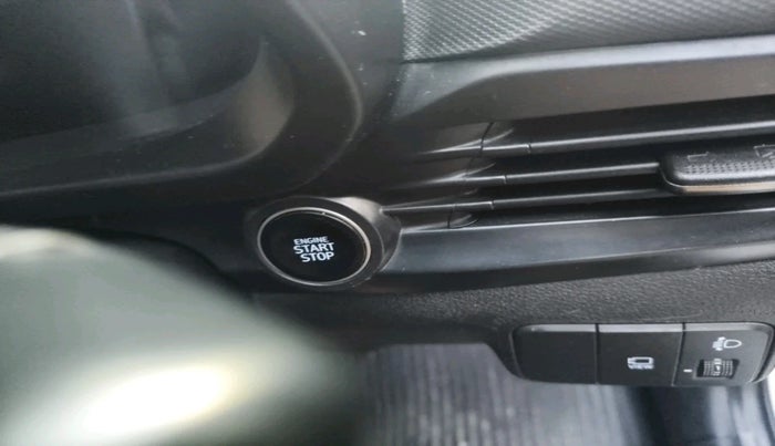 2021 Hyundai NEW I20 Asta 1.0 GDI Turbo IMT, Petrol, Manual, 28,905 km, interior