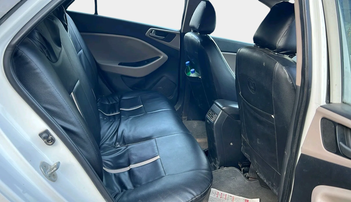 2014 Hyundai Elite i20 MAGNA 1.2, Petrol, Manual, 1,52,242 km, interior