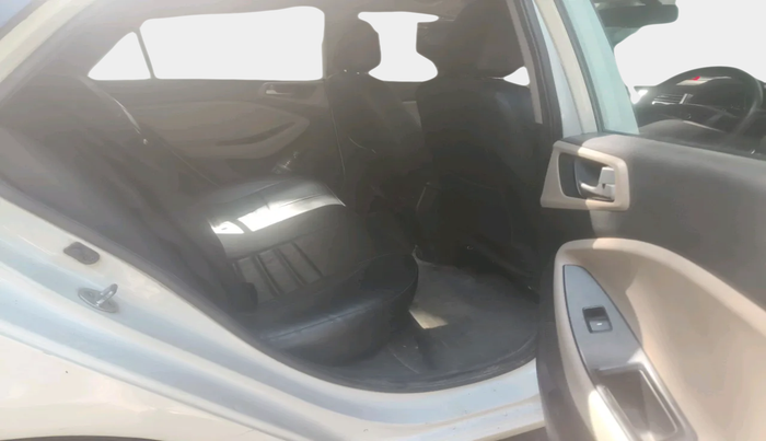 2015 Hyundai Elite i20 SPORTZ 1.2, Petrol, Manual, 1,55,881 km, interior