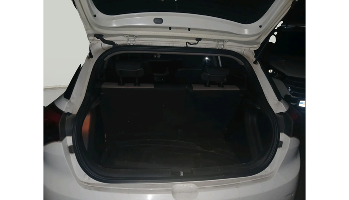 2016 Hyundai Elite i20 ASTA 1.2 (O), Petrol, Manual, 80,990 km, exterior