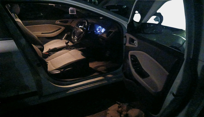 2016 Hyundai Elite i20 ASTA 1.2 (O), Petrol, Manual, 80,990 km, interior