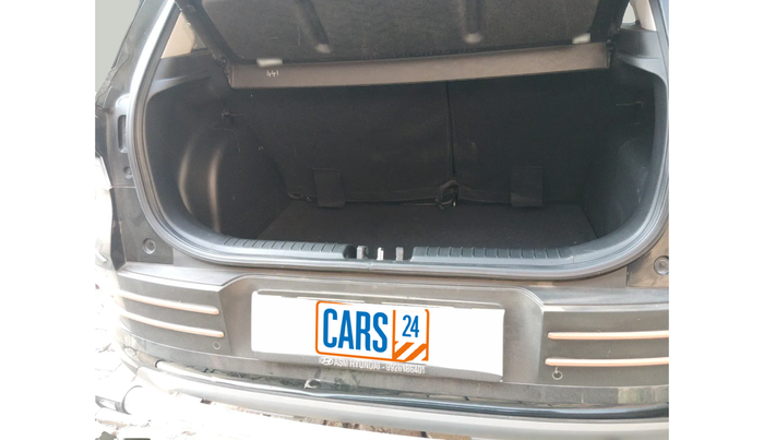 2024 Hyundai VENUE S(O) 1.2, Petrol, Manual, 8,454 km, exterior