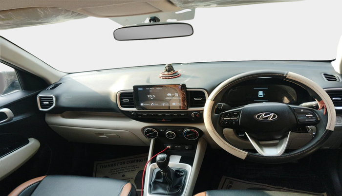2024 Hyundai VENUE S(O) 1.2, Petrol, Manual, 8,454 km, interior