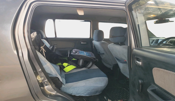 2015 Maruti Wagon R 1.0 LXI, Petrol, Manual, 60,757 km, interior