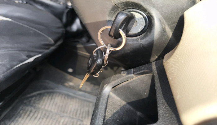 2017 Maruti Wagon R 1.0 LXI CNG, CNG, Manual, 1,85,300 km, interior