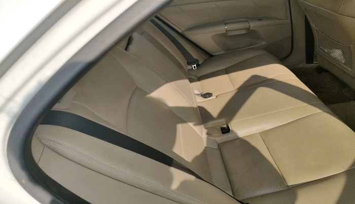 2011 Maruti Kizashi 2.4L AT, Petrol, Automatic, 51,049 km, interior