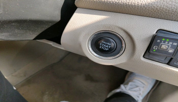 2011 Maruti Kizashi 2.4L AT, Petrol, Automatic, 51,049 km, interior