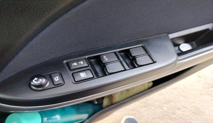 2021 Toyota Glanza V, Petrol, Manual, 9,982 km, interior