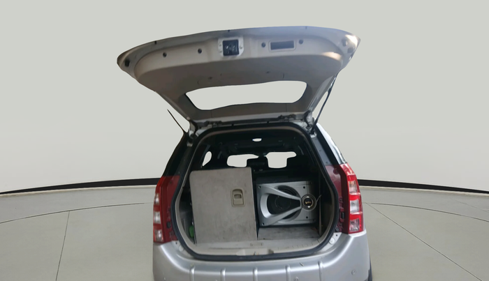 2017 Mahindra XUV500 W9 AT 1.99, Diesel, Automatic, 65,753 km, exterior