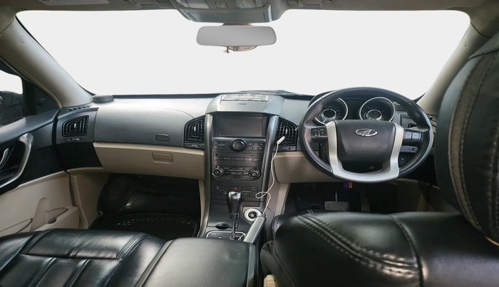 2017 Mahindra XUV500 W9 AT 1.99, Diesel, Automatic, 65,753 km, interior