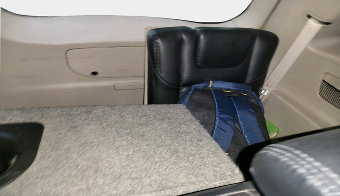 2017 Mahindra XUV500 W9 AT 1.99, Diesel, Automatic, 65,753 km, interior