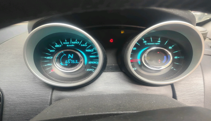 2017 Mahindra XUV500 W9 AT 1.99, Diesel, Automatic, 65,753 km, interior