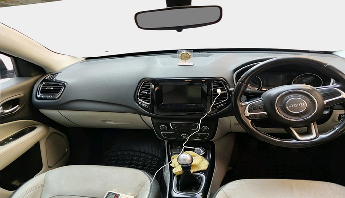 2018 Jeep Compass LIMITED (O) 2.0 DIESEL 4X4, Diesel, Manual, 1,14,704 km, interior