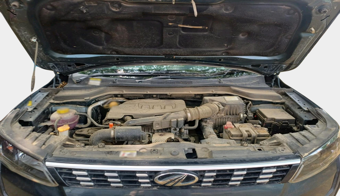 2019 Mahindra XUV300 W6 1.2 PETROL, Petrol, Manual, 20,433 km, exterior
