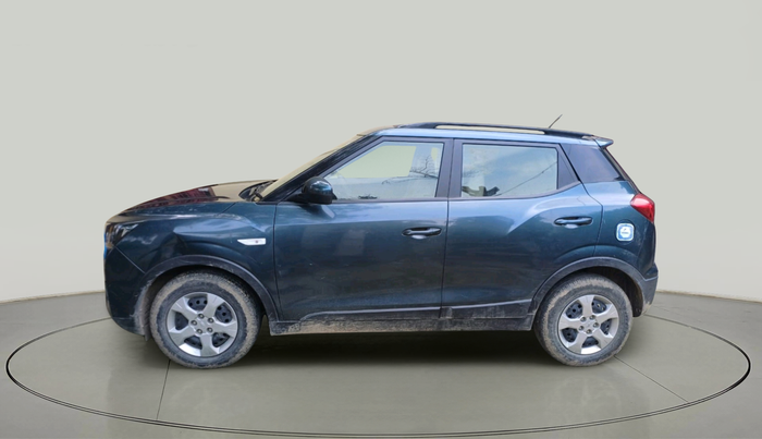 2019 Mahindra XUV300 W6 1.2 PETROL, Petrol, Manual, 20,433 km, exterior